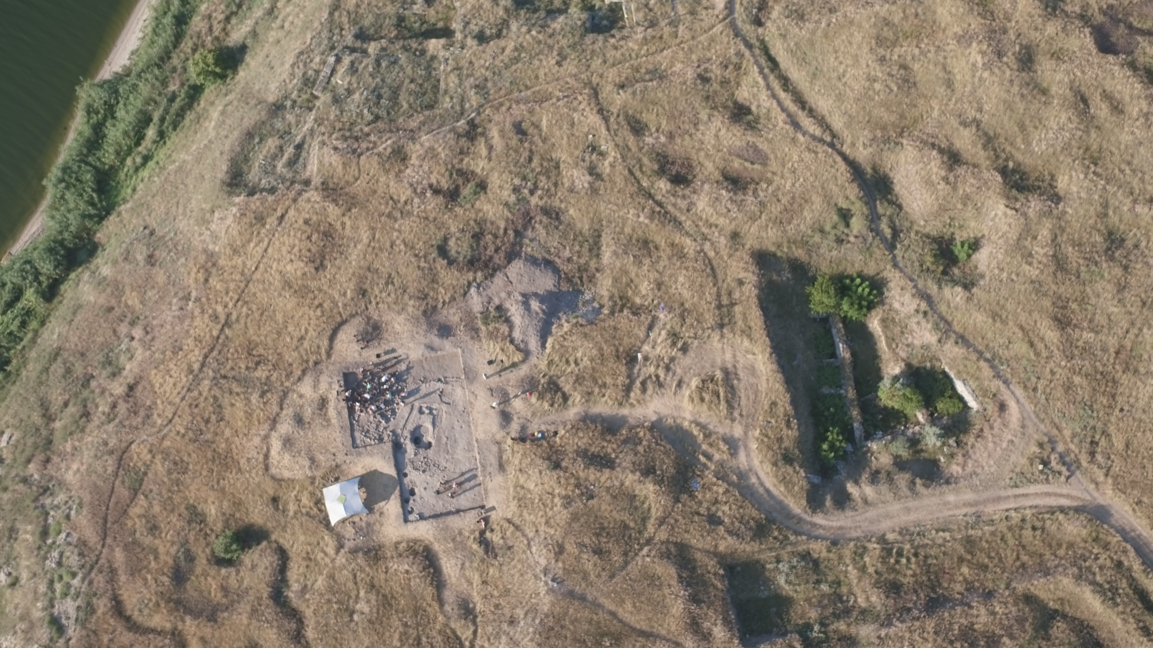 View of the trench and its immediate surroundings