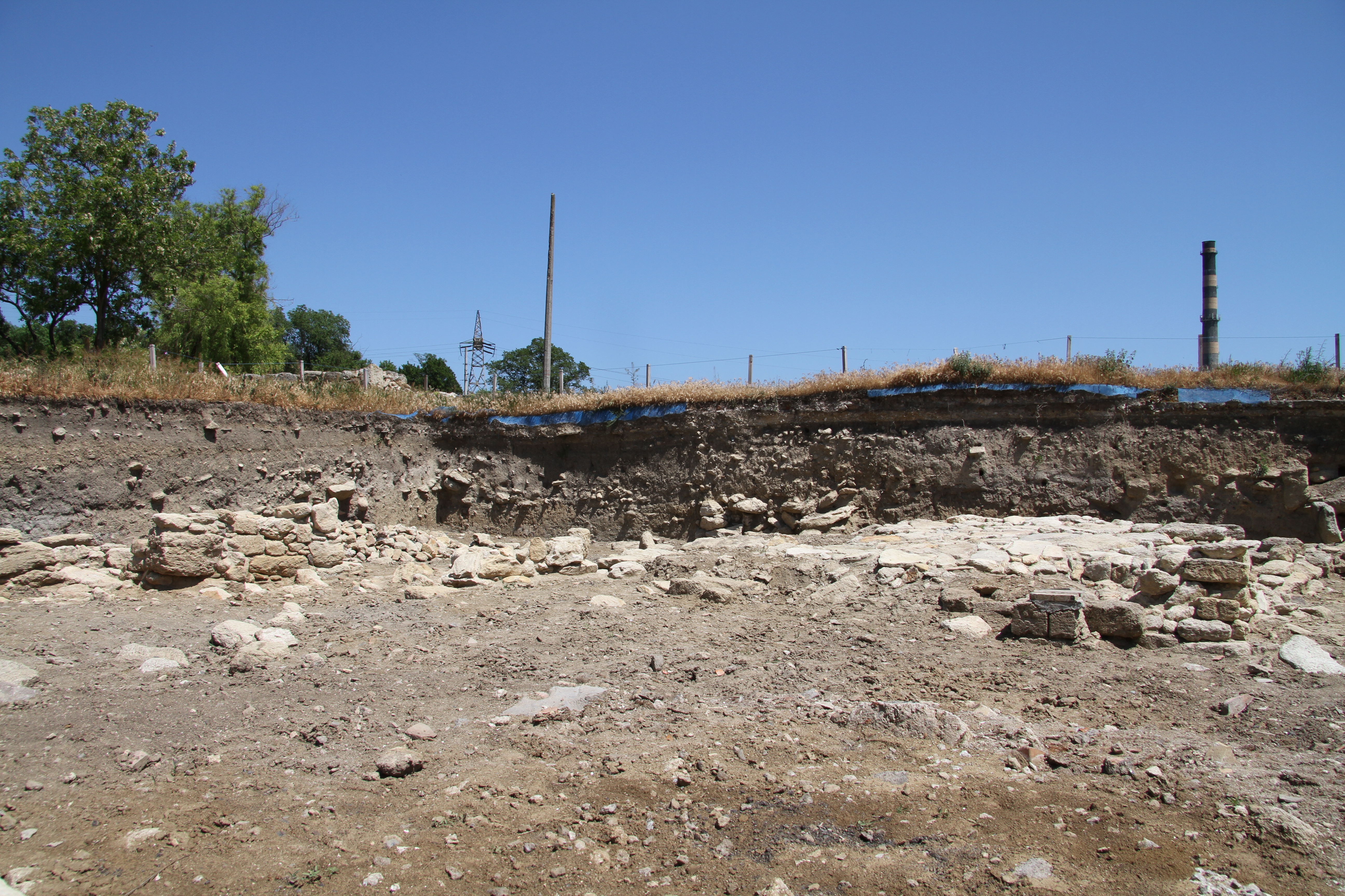 General view of the trench, May 20 2013