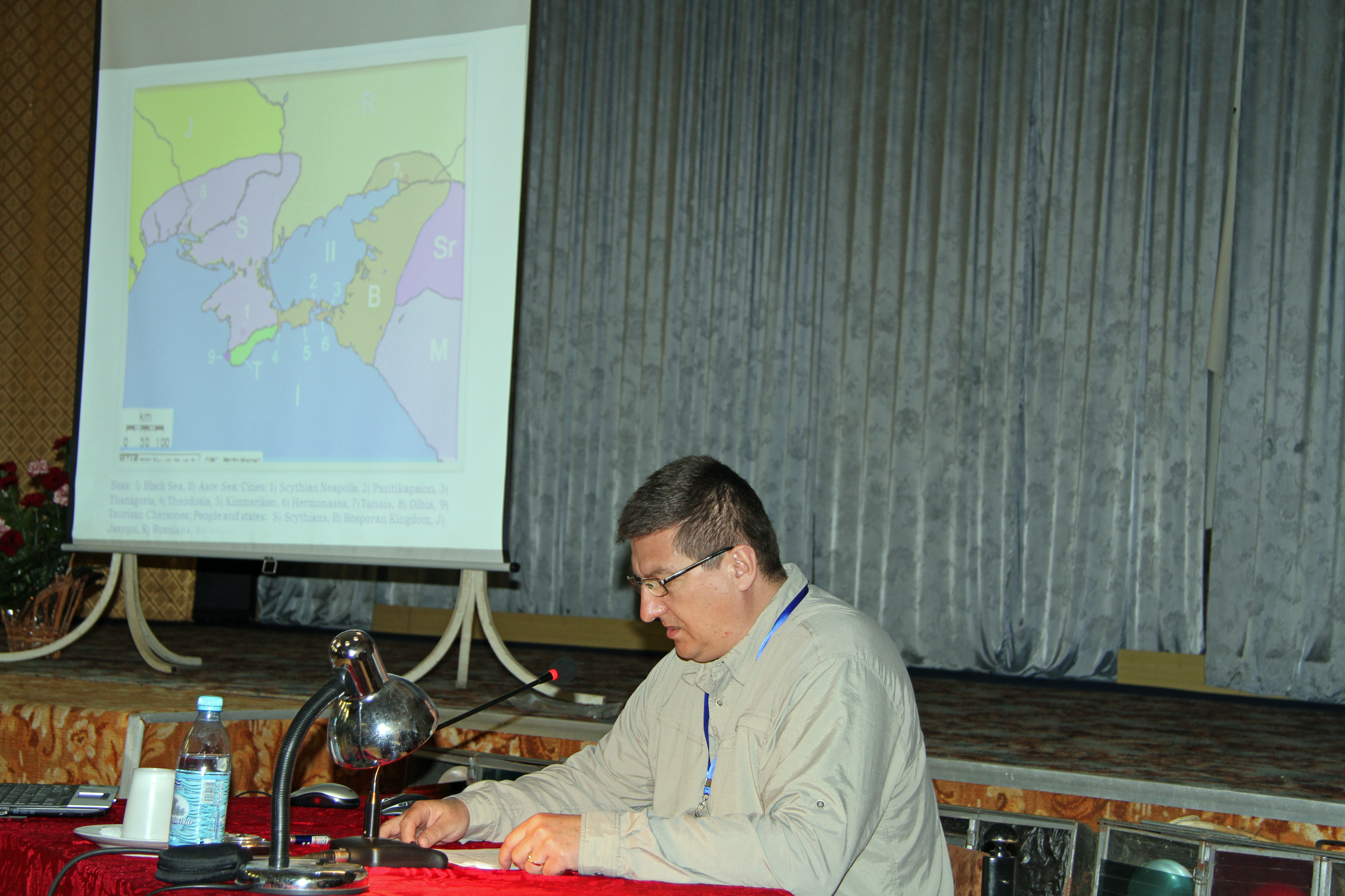 Alfred Twardecki podczas wykładu
